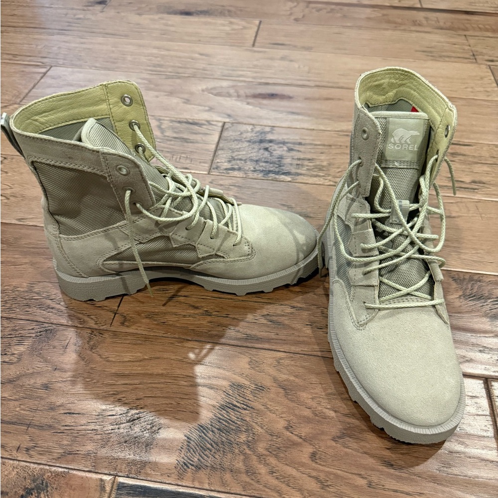 Sorel Women's Waterproof Boots - Like new!